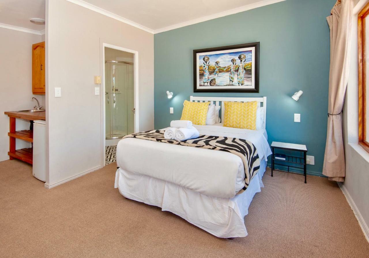 Baleens Hotel Hermanus Bagian luar foto