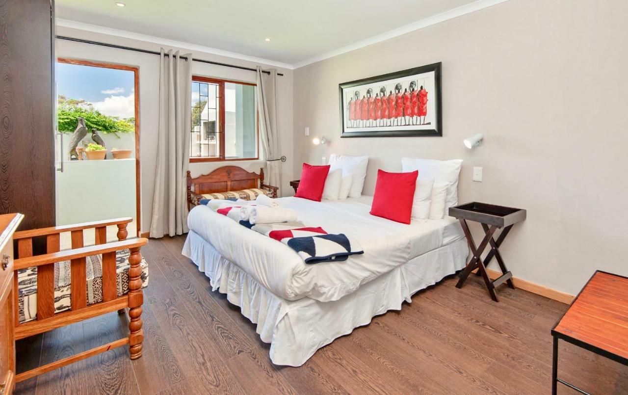 Baleens Hotel Hermanus Bagian luar foto